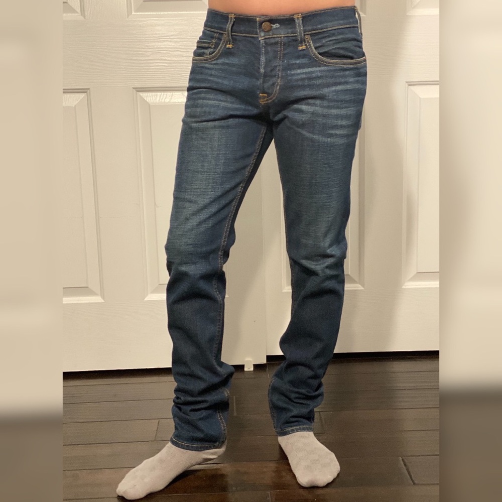 HOLLISTER Straight Leg Jeans  (Sz 30)